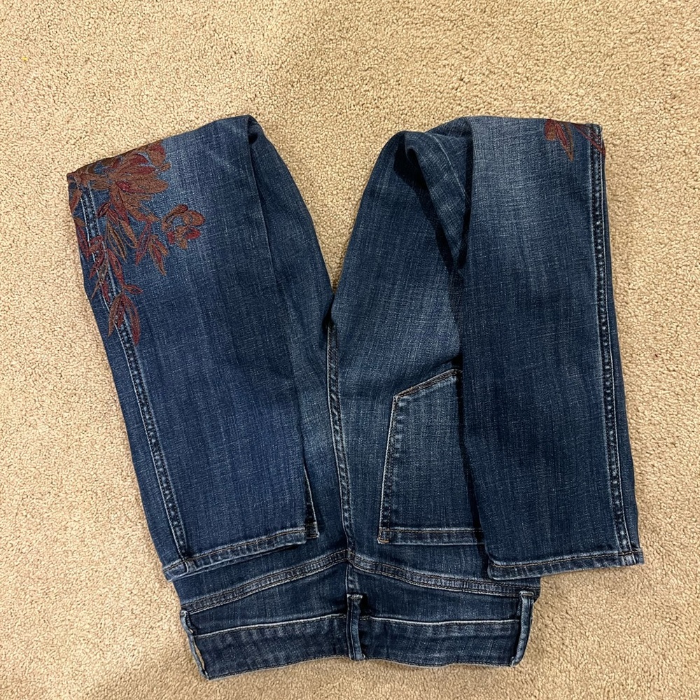 Embroidered Blue Jeans - Picture 3 of 3